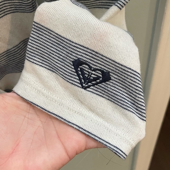 Cute Roxy pull over - Picture 6 of 16